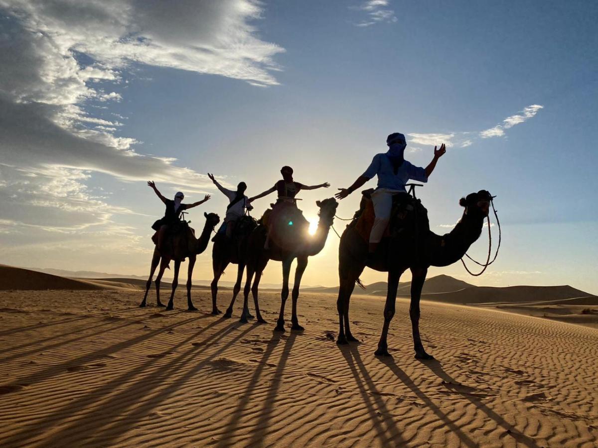 Luxury Trek Desert Camp Merzouga Esterno foto