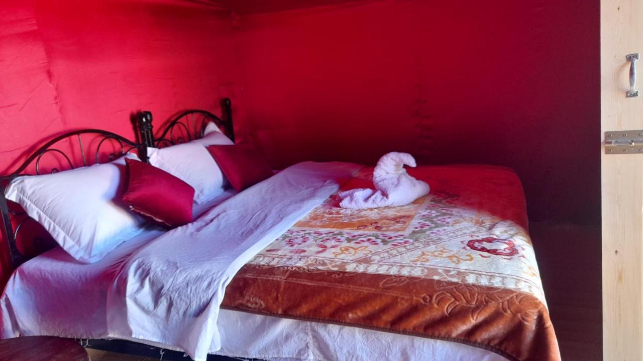 Luxury Trek Desert Camp Merzouga Esterno foto