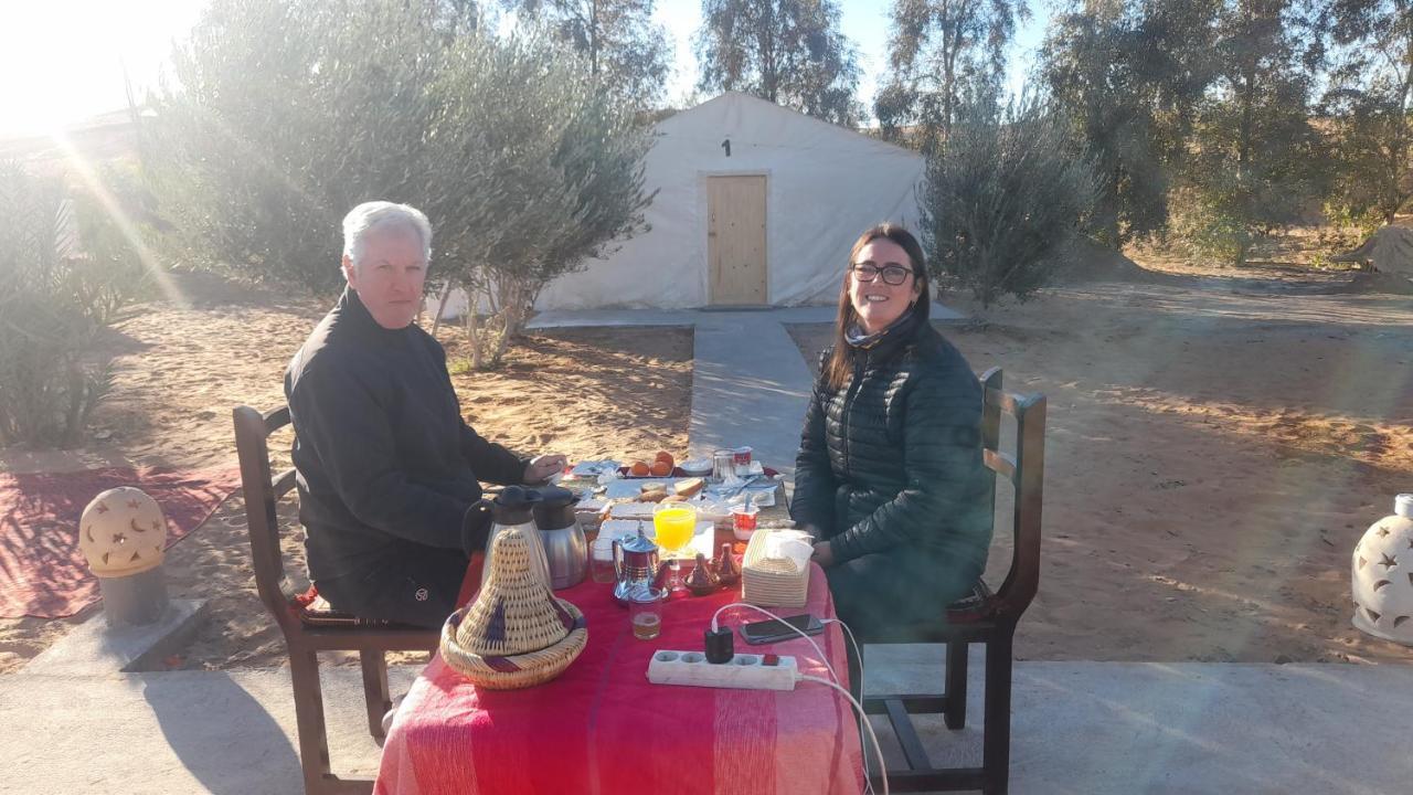 Luxury Trek Desert Camp Merzouga Esterno foto