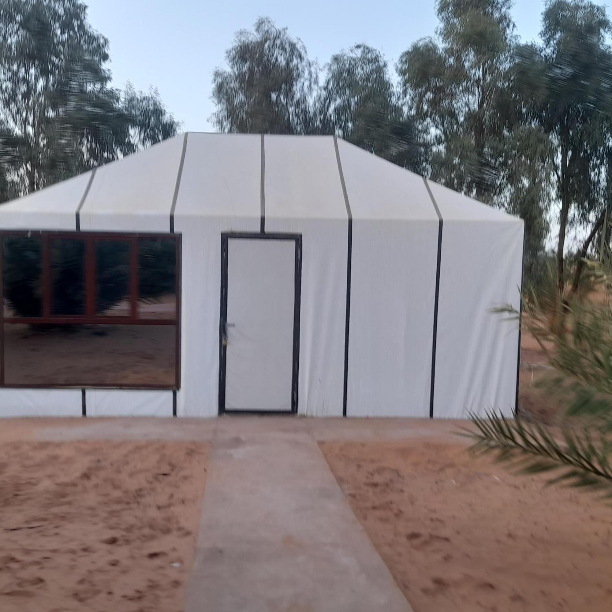 Luxury Trek Desert Camp Merzouga Esterno foto