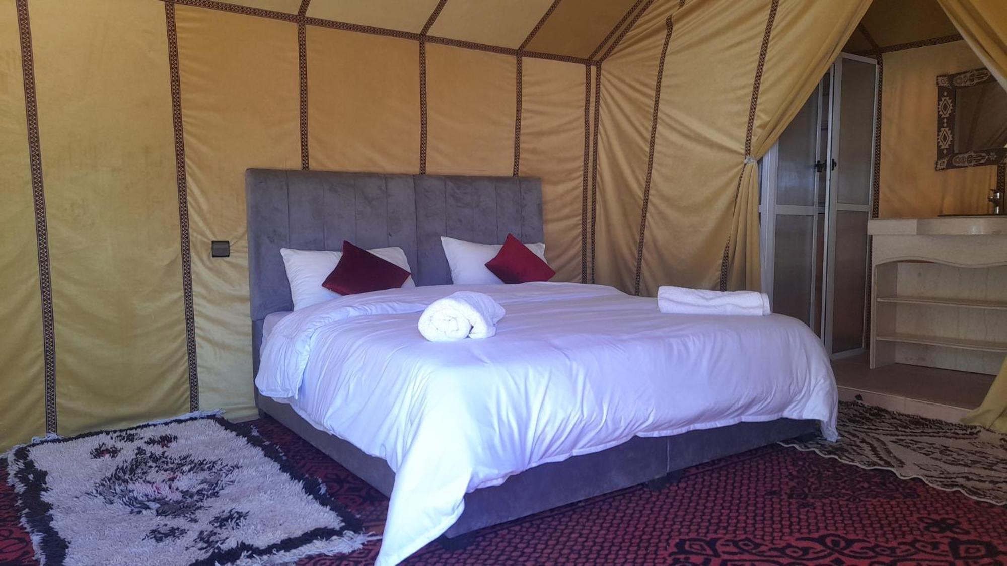 Luxury Trek Desert Camp Merzouga Esterno foto