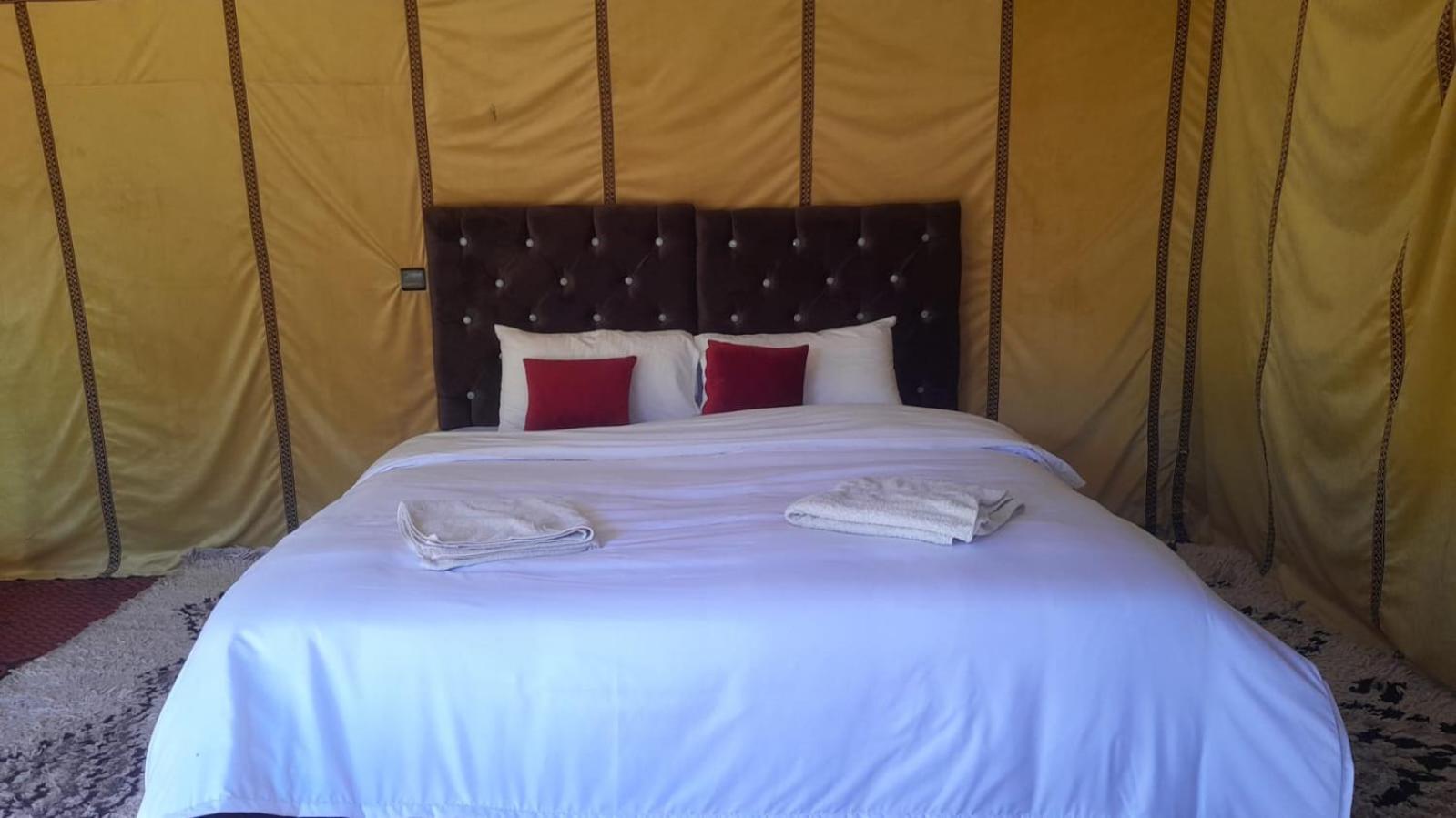 Luxury Trek Desert Camp Merzouga Esterno foto